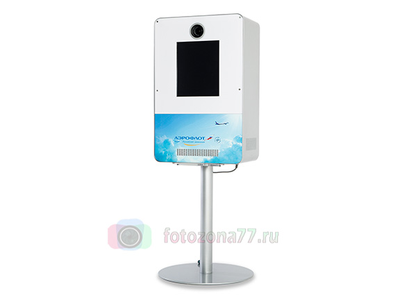 Брендирование фотостойки в аренду