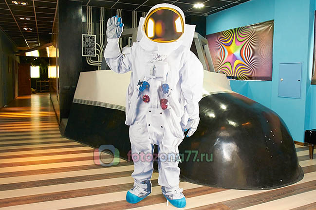 Ростовая фигура "Космонавт"