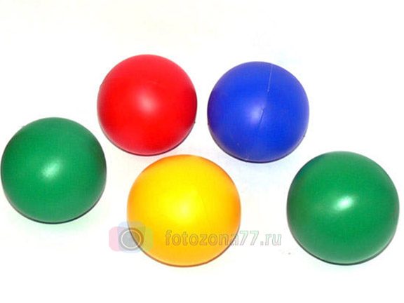 Шарики (зелёные, синие, красные, жёлтые)