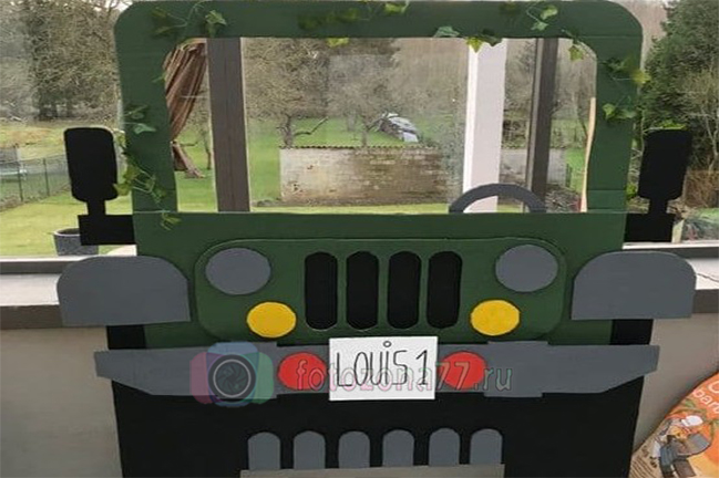 Ростовая фигура военный уазик